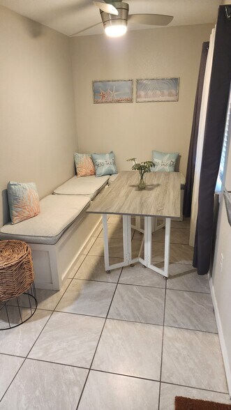 Building Photo - 1002 Brothers Ave.