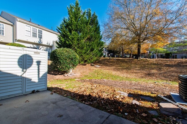 Building Photo - Beautiful End-Unit Townhome in Sought-After Breckenridge!