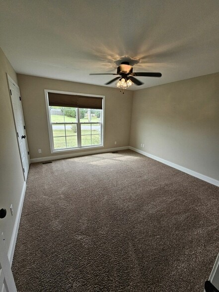 Building Photo - 4905 Cedar Creek Cir