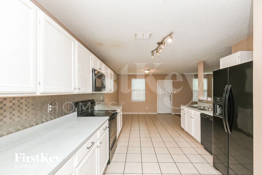 Building Photo - 1301 Anna Lea Ln