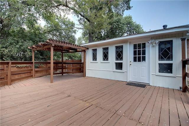 Building Photo - 8115 Claremont Dr