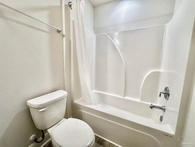 Building Photo - 8630 Meadow Flower Ln