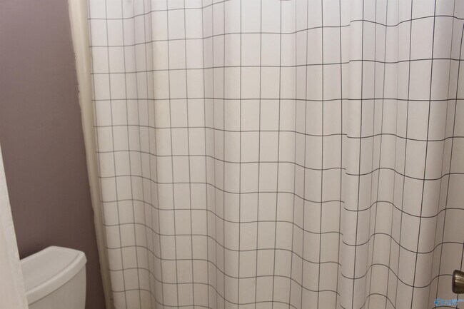 Building Photo - 364 Oakland Rd