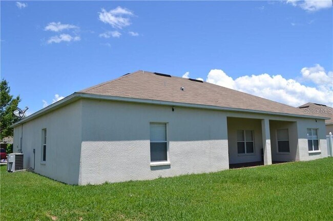 Building Photo - 3802 Wood Thrush Dr