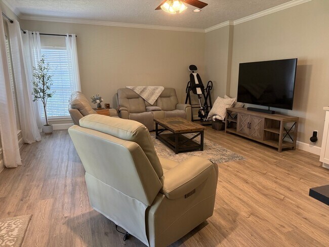 Building Photo - 17303 Amber Creek Ct