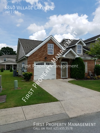 Building Photo - 6840 Village Lake Cir