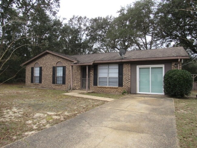 Building Photo - Nice home in Pace!