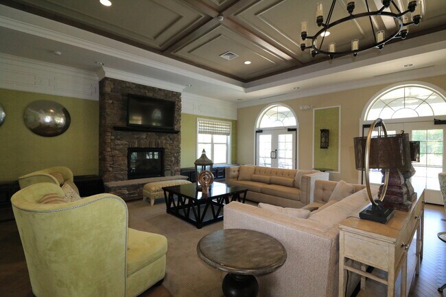 Building Photo - Beautiful Garage Townhouse in Poplar Run - Minutes to Glenmont METRO & I-200!