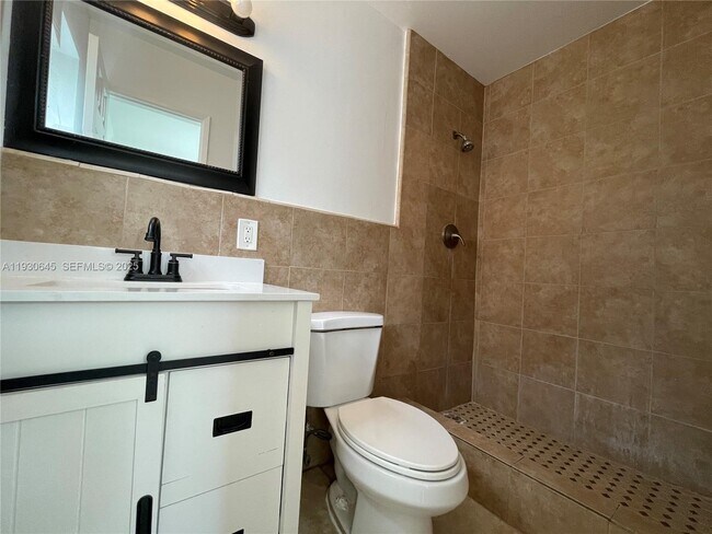 Building Photo - 5820 NW 13th St