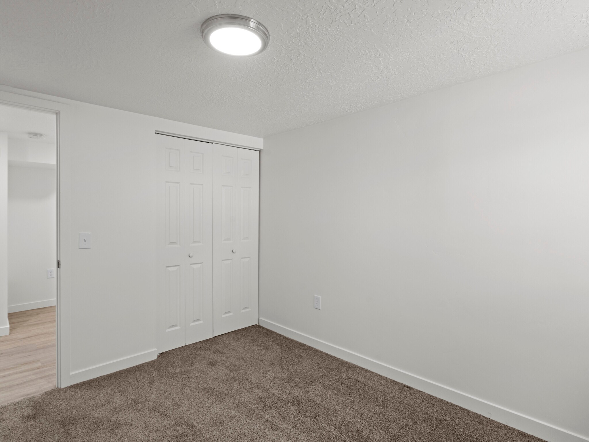 Building Photo - 915 E 1300 S