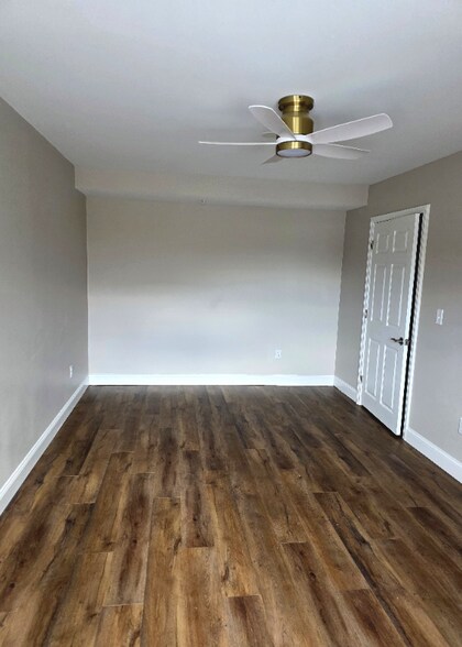 Building Photo - 313 State St