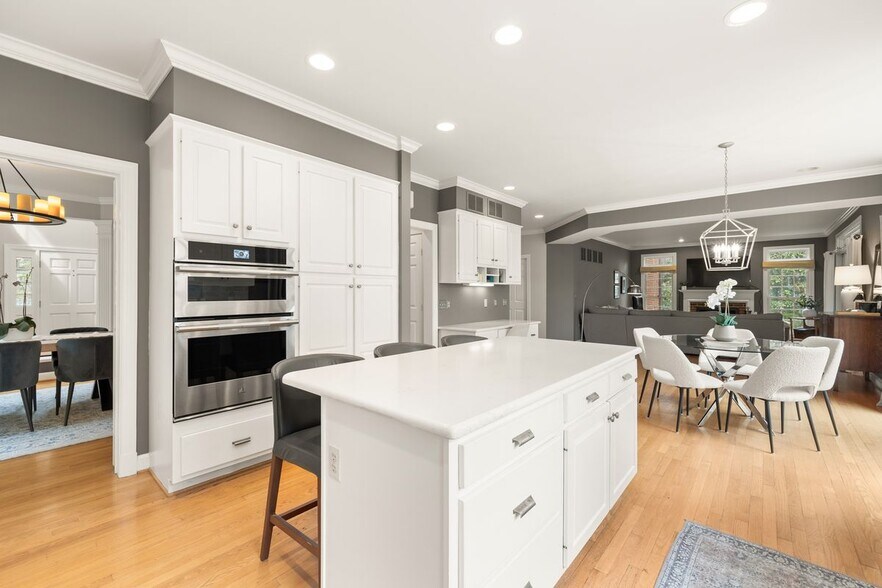 Building Photo - 2728 McKinley St NW
