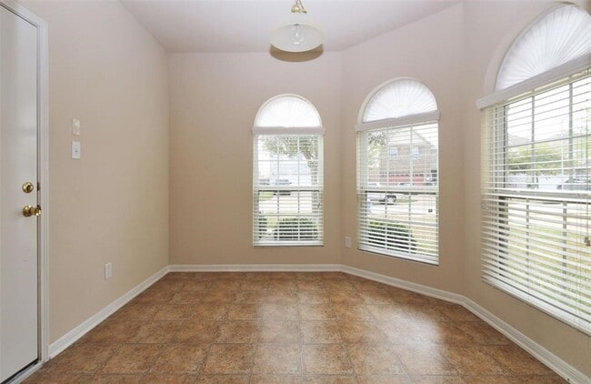 Building Photo - 14714 Keystone Green Dr