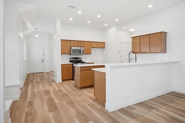 Building Photo - 9929 Wild Ginger Dr