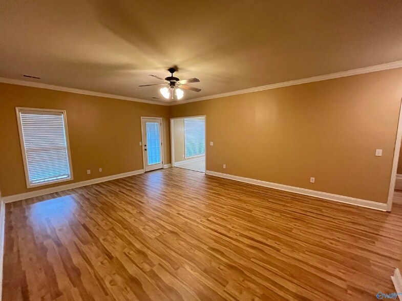 Building Photo - 120 Lexi Ln