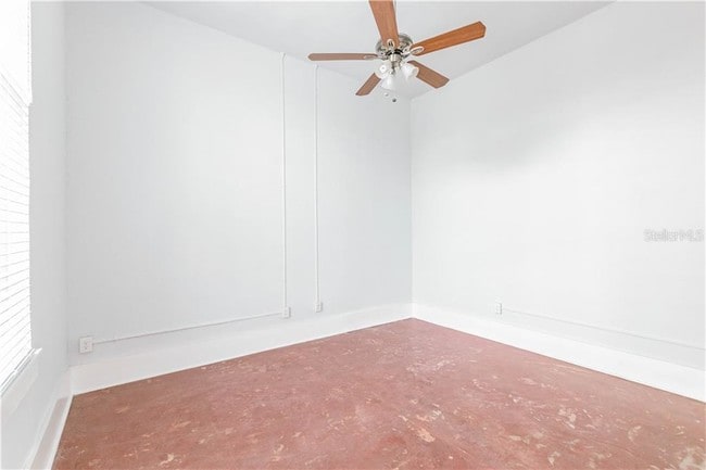 Building Photo - 1090 10th St N