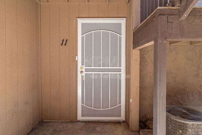 Building Photo - 4332 Pacific Ave