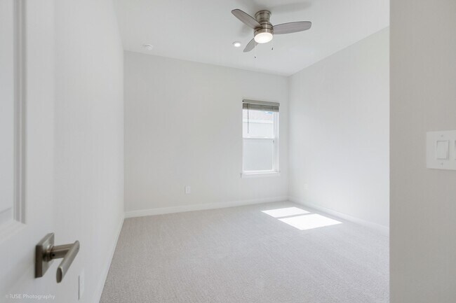 Building Photo - 81 White Pelican Ln