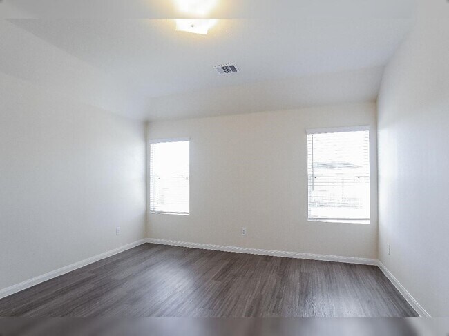 Building Photo - 5619 Rocky Trail Dr