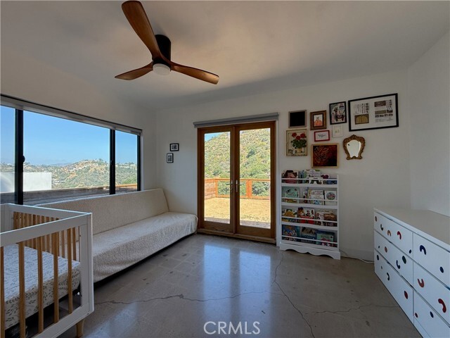 Building Photo - 8515 Crescent Dr