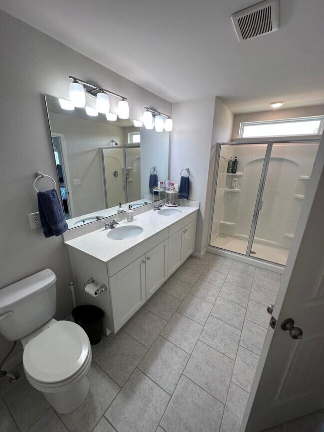 Building Photo - 784 Amarra Dr