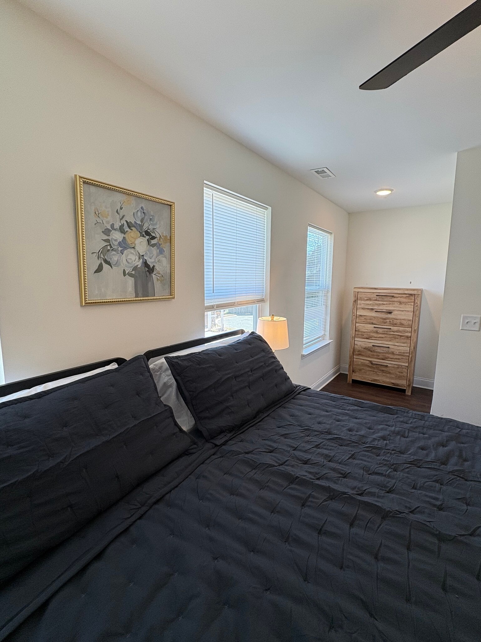 Building Photo - 5535 Stream Ln