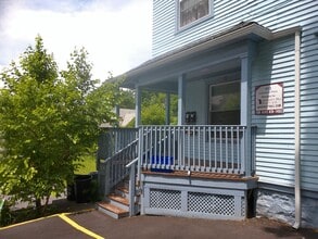 Building Photo - 113 Comstock Pl