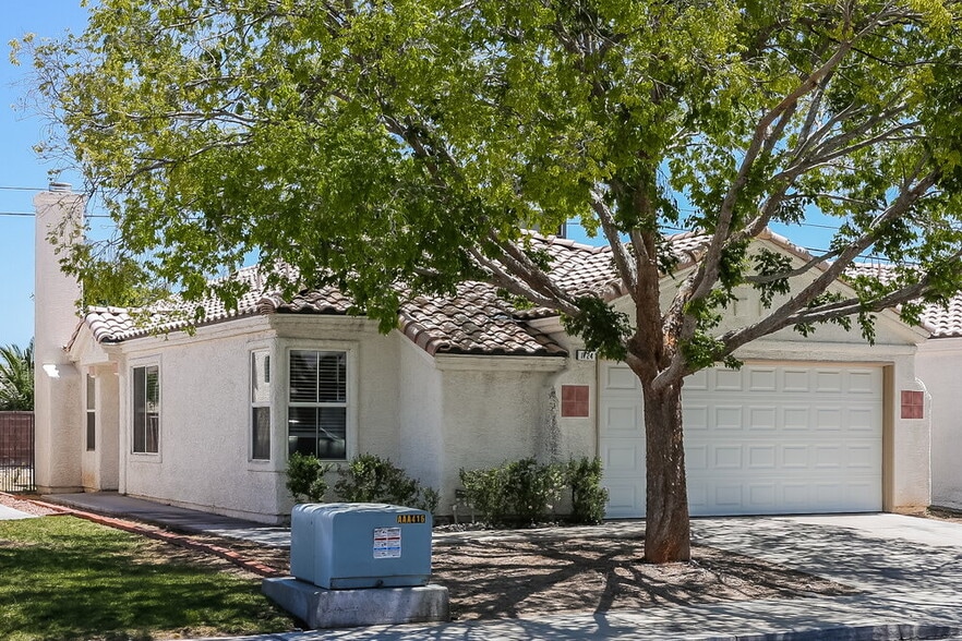 Building Photo - 1724 Villa Vista Way