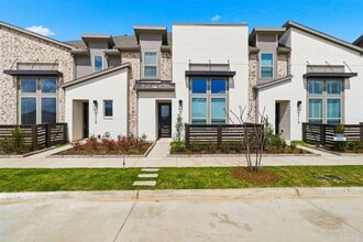 Building Photo - 19722 Riverbed Ln