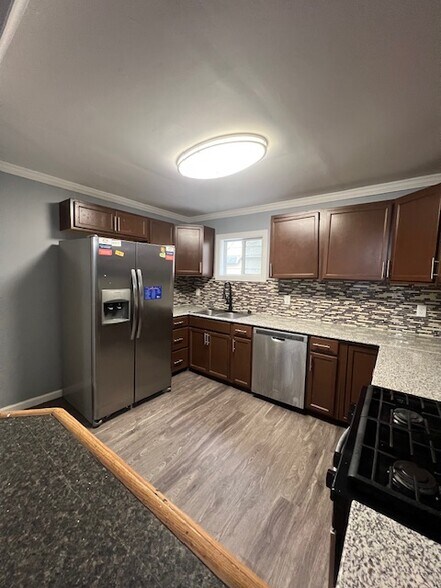 Building Photo - 109 Ashworth Pl