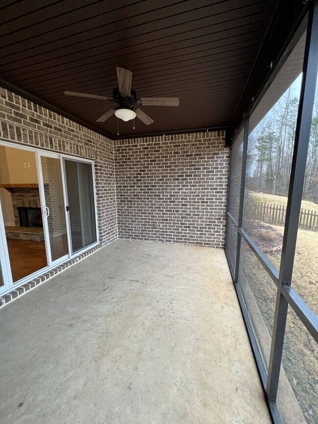 Building Photo - 2682 Sophia Ct