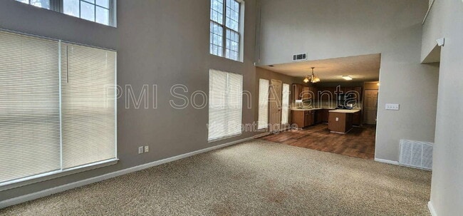 Building Photo - 2330 Burdett Ridge Dr