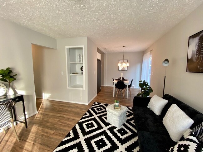 Building Photo - Cliff-Cannon Rental