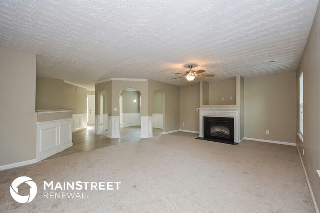 Building Photo - 7641 Garnet Dr