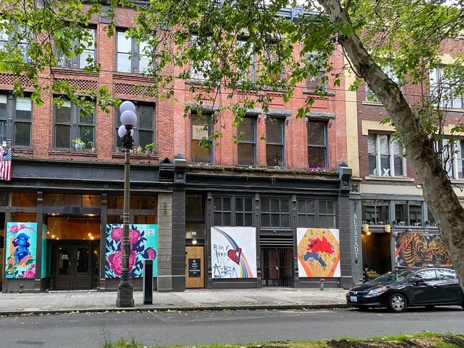 Building Photo - 211 1st Ave S