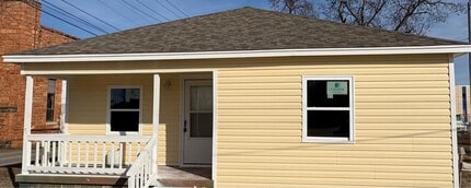 Building Photo - 115 S 8th St