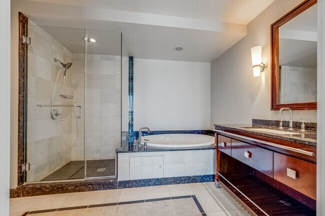 Building Photo - Sky Las Vegas 3706- Strip/City Views from this Stunning 2Bd/ 2Ba Residence