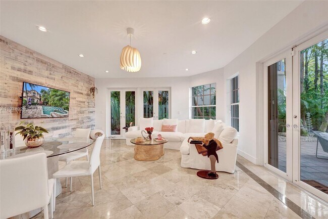 Building Photo - 19413 38th Ct