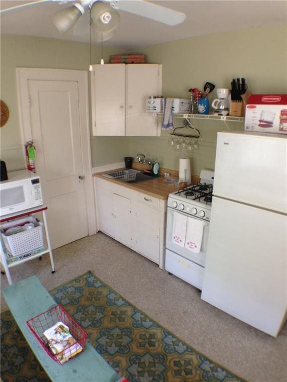 Building Photo - 906 W 22nd St