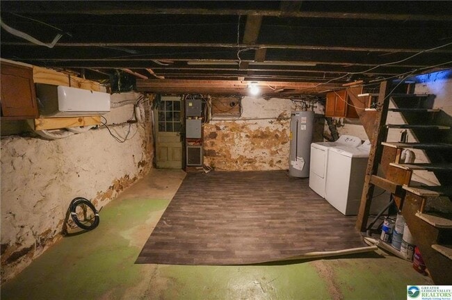 Building Photo - 256 Lehigh Ave