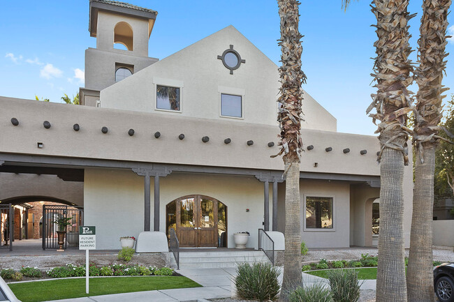 Building Photo - 875 W Pecos Rd