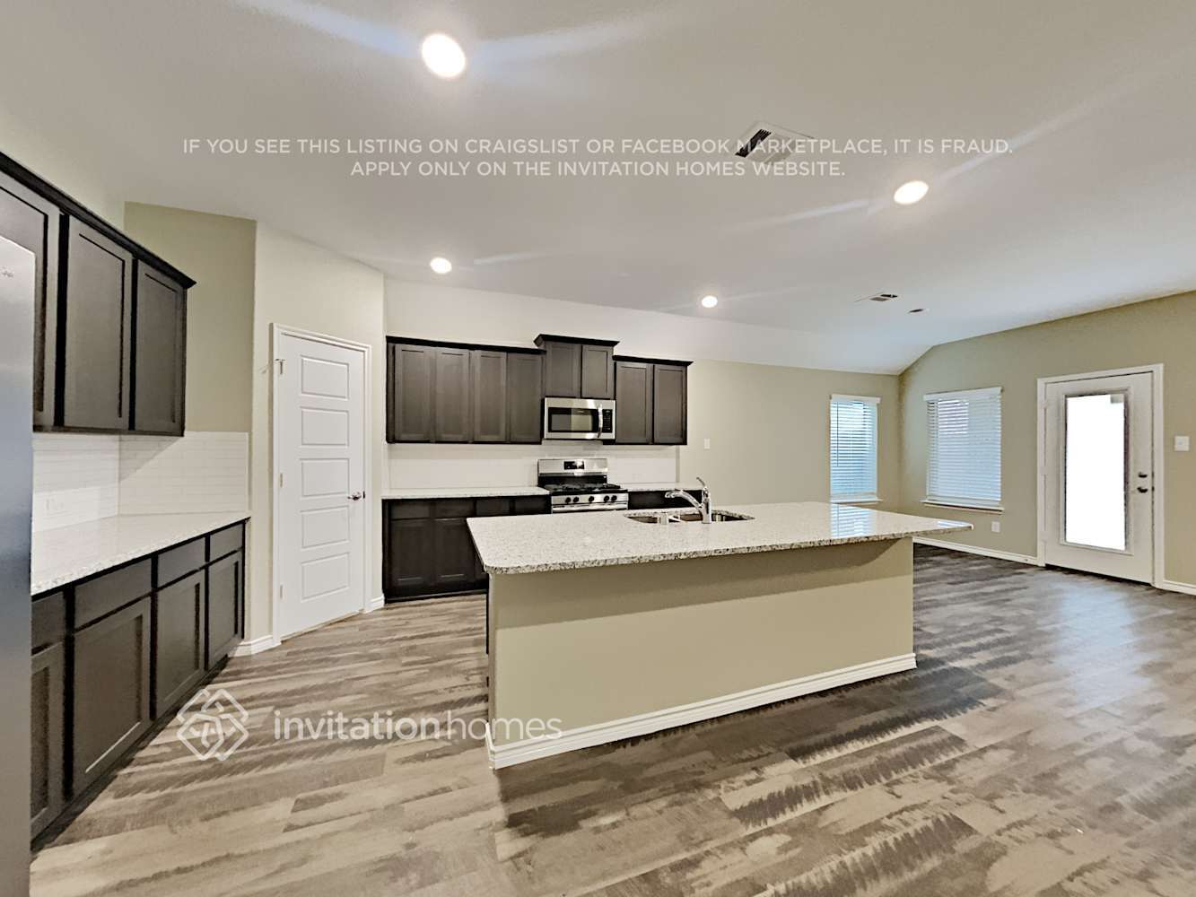 Building Photo - 317 Burr Ln