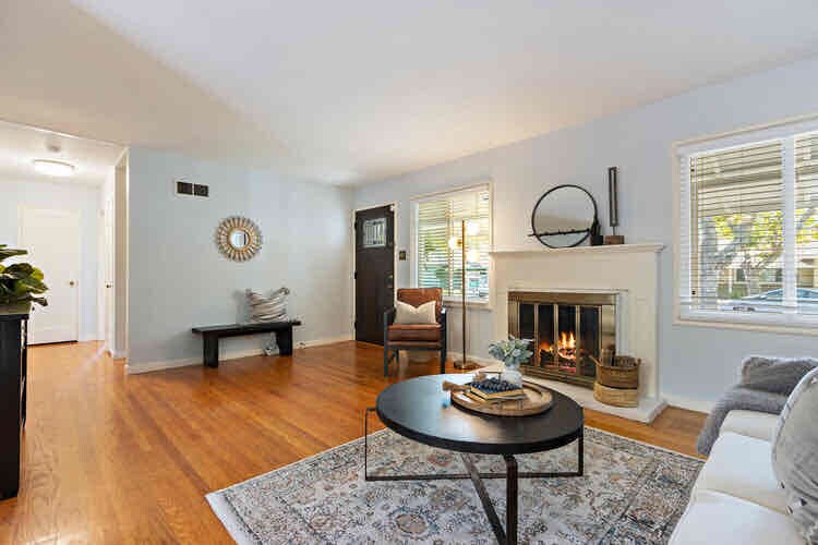 Building Photo - 128 Maurer Way