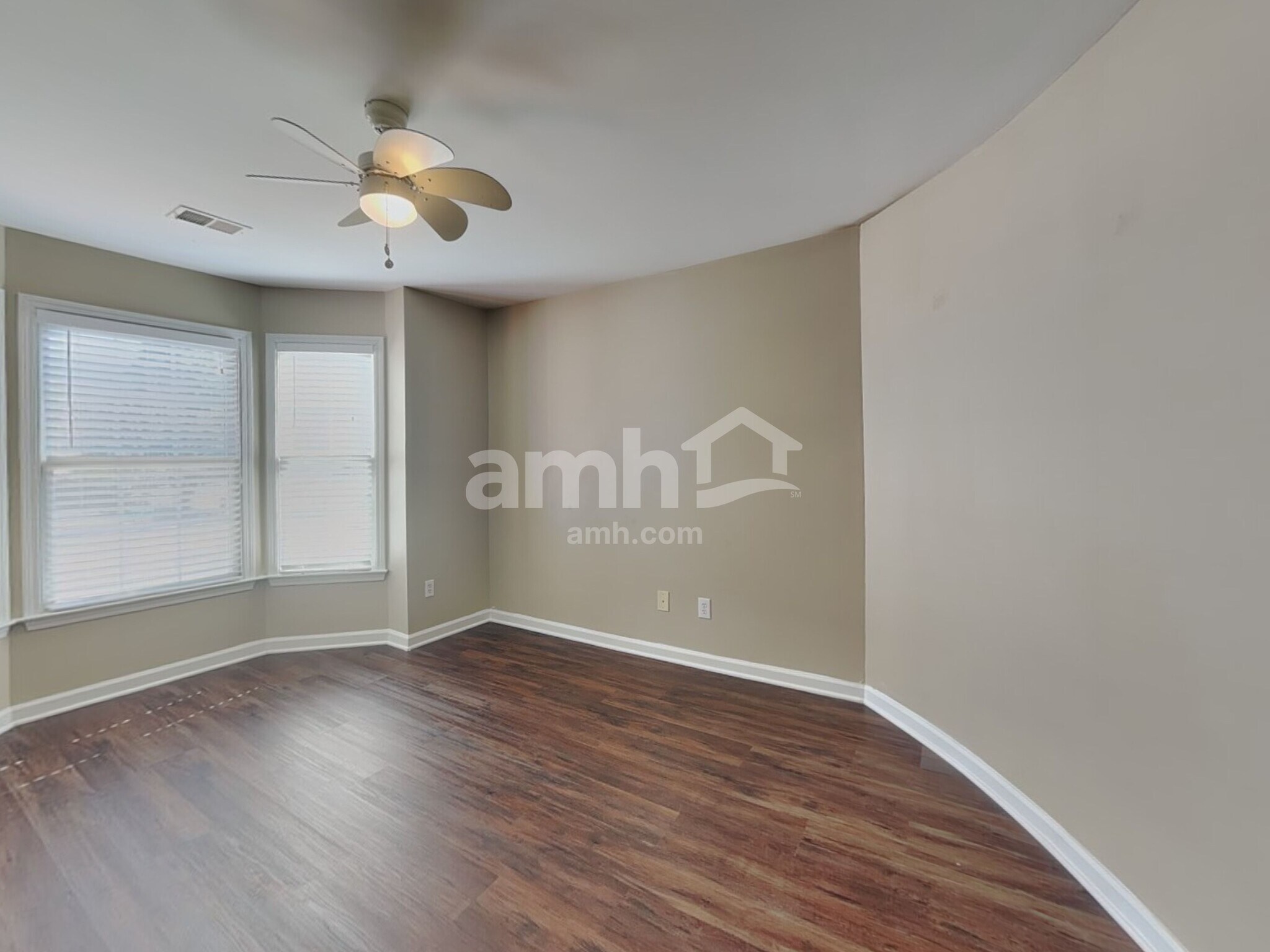 Building Photo - 4809 Rapids Cir NW