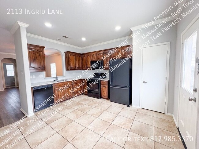 Building Photo - 2113 Ingrid Ln