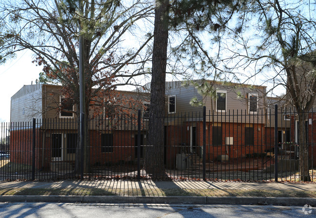 Building Photo - Forest Cove Apartments