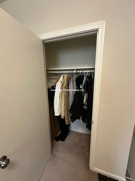 Building Photo - 14 Callender St