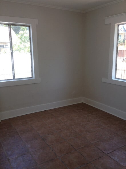 Building Photo - 1804 Bellevue Ave