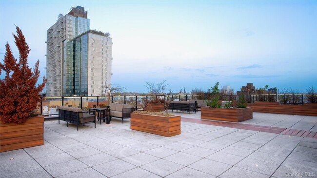 Building Photo - 2100 Bedford Ave