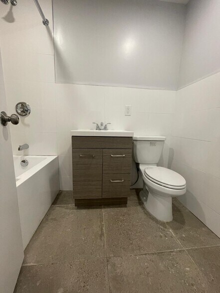 168 Ocean Ave 11 - 178 Ocean Ave